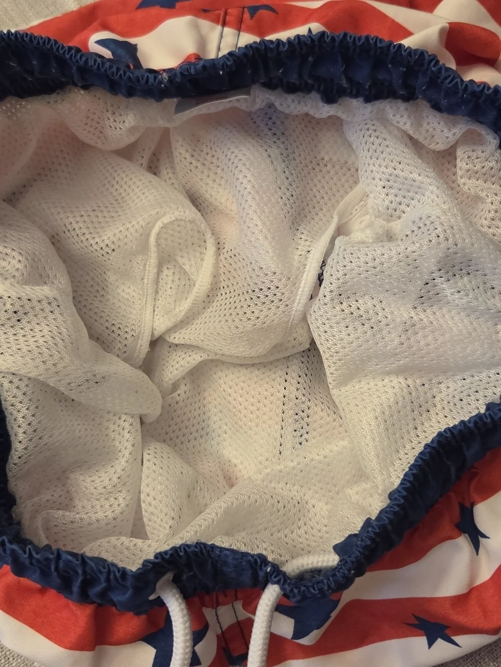 Patriotic American Flag Swim Trunks Men’s Small Stars Stripes Lined 6” Inseam